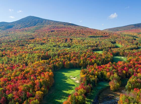 Sugarloaf Mountain Hotel is a family friendly hotel in Kingfield, Maine (ME)
