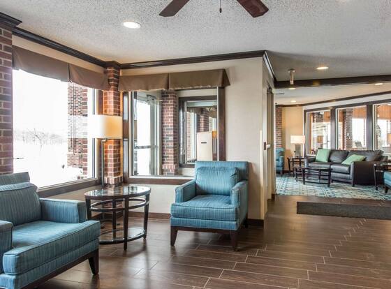 Comfort Inn is a family friendly hotel in Weirton, West Virginia (WV)
