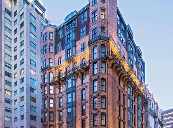 Courtyard by Marriott Boston Copley Square is a family friendly hotel in Boston, Massachusetts (MA)