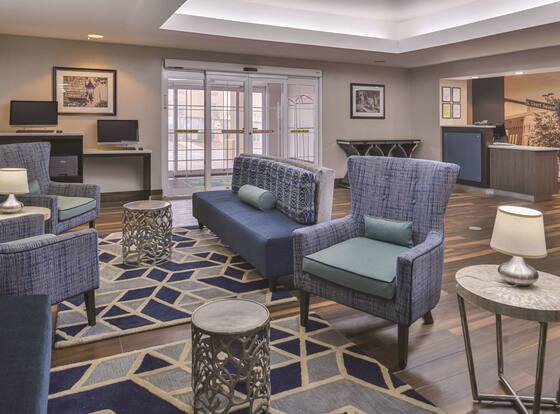 La Quinta Inn & Suites by Wyndham Atlanta South - Newnan is a family friendly hotel in Newnan, Georgia (GA)