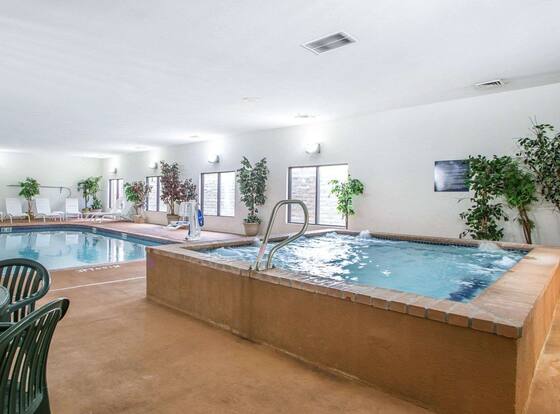Comfort Suites Jefferson City is a family friendly hotel in Jefferson City, Missouri (MO)