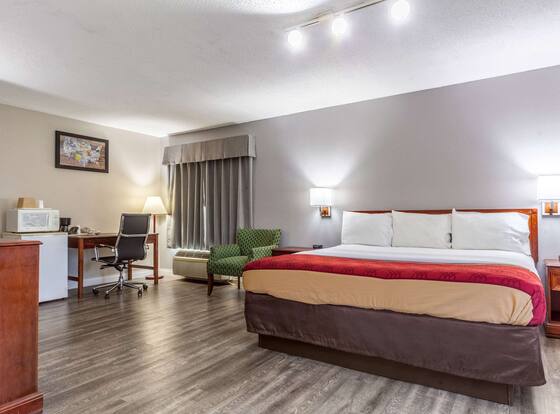 Econo Lodge Lincoln is a family friendly hotel in Lincoln, Nebraska (NE)