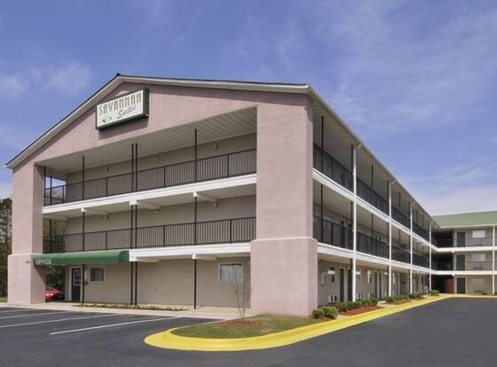 Home 1 Extended Stay is a family friendly hotel in Jonesboro, Georgia (GA)