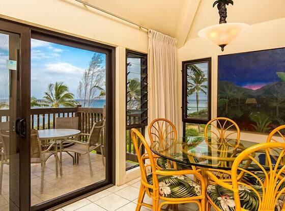 Castle Kaha Lani Resort is a family friendly hotel in Lihue, Hawaii (HI)