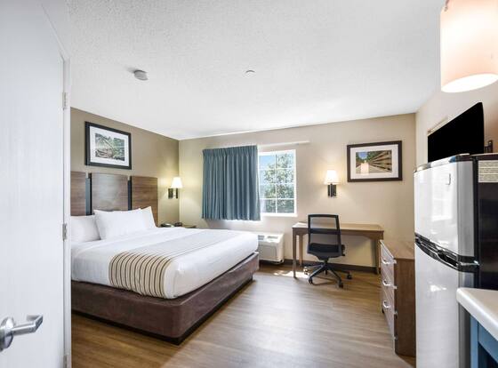 Suburban Studios Sterling - Washington Dulles is a family friendly hotel in Ashburn, Virginia (VA)