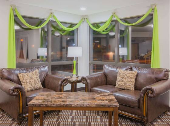 Super 8 by Wyndham Toledo is a family friendly hotel in Toledo, Iowa (IA)