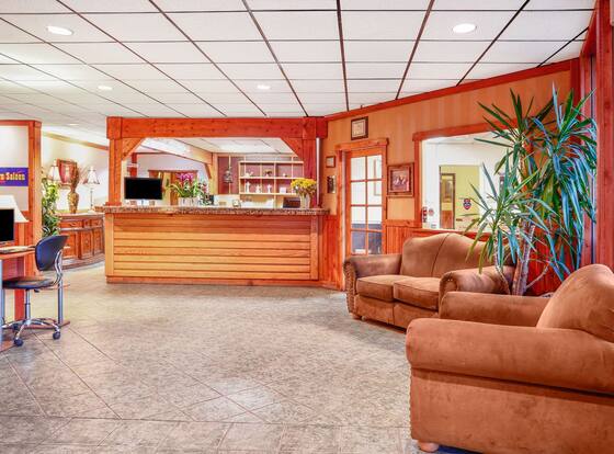 Howard Johnson by Wyndham Helena is a family friendly hotel in Helena, Montana (MT)