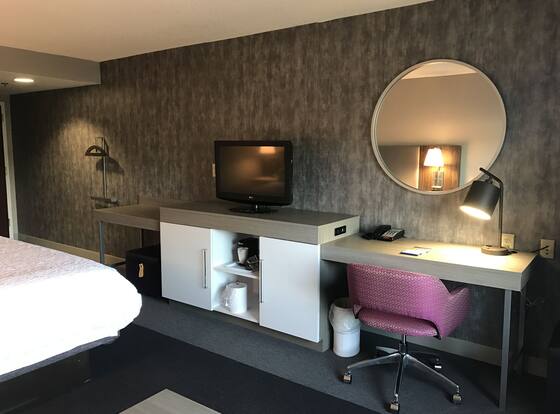 Hampton Inn East Windsor is a family friendly hotel in Hightstown, New Jersey (NJ)