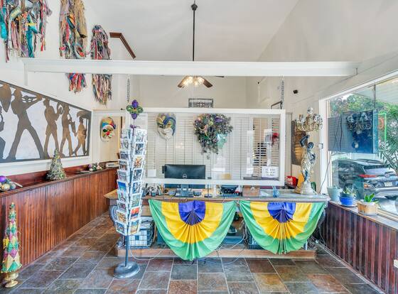 Historic Mardi Gras Inn is a family friendly hotel in New Orleans, Louisiana (LA)