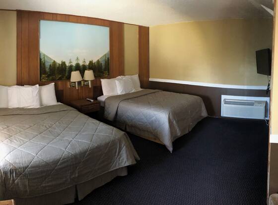 Geneva Inn is a family friendly hotel in Geneva, Nebraska (NE)