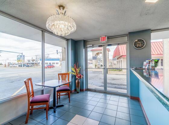 Ozark Junction mountain view by OYO is a family friendly hotel in Mountain View, Arkansas (AR)