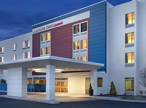 SpringHill Suites by Marriott Raleigh Apex is a family friendly hotel in Apex, North Carolina (NC)