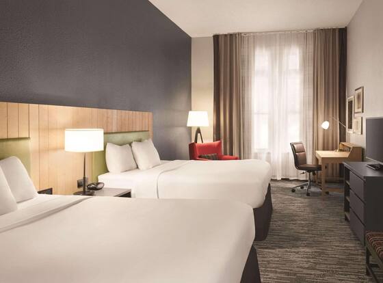 Country Inn & Suites by Radisson, St. Charles Historic District is a family friendly hotel in St. Charles, Missouri (MO)