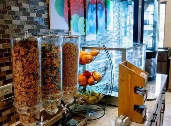 Annabell Gardens is a family friendly hotel in Lincoln, Nebraska (NE)
