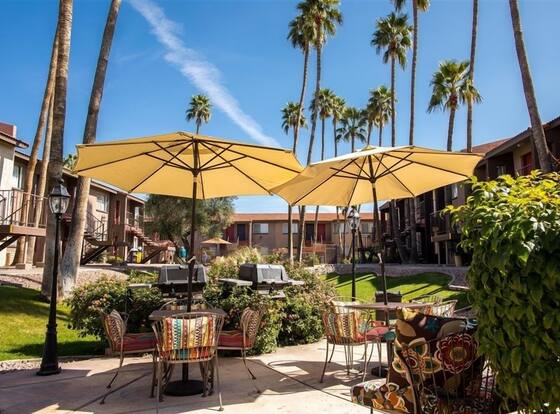 226 Fully Furnished, WiFi Included! by RedAwning is a family friendly hotel in Scottsdale, Arizona (AZ)