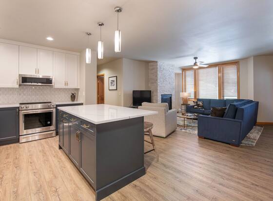 Zephyr Mountain Lodge, Condo , 3 Bedroom (Premium-Rated Condo 2505) is a family friendly hotel in Winter Park, Colorado (CO)