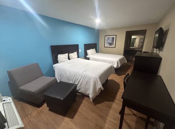 Blue Star Inn is a family friendly hotel in Lafayette, Louisiana (LA)