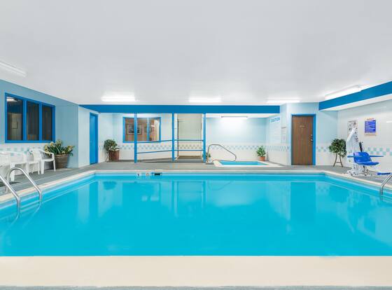Super 8 by Wyndham Campbellsville KY is a family friendly hotel in Campbellsville, Kentucky (KY)