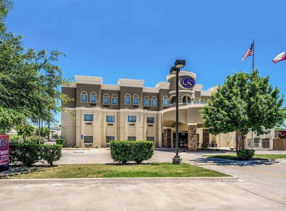Comfort Suites Near Texas State University is a family friendly hotel in San Marcos, Texas (TX)
