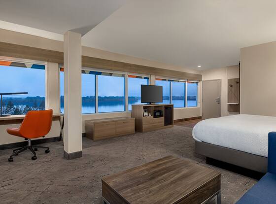 Holiday Inn Express Evansville Downtown by IHG is a family friendly hotel in Evansville, Indiana (IN)