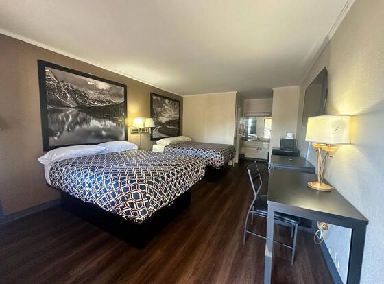 Loyalty Inn Rockingham is a family friendly hotel in Rockingham, North Carolina (NC)