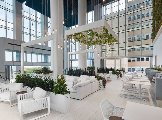 Sentral Michigan Avenue is a family friendly hotel in Chicago, Illinois (IL)