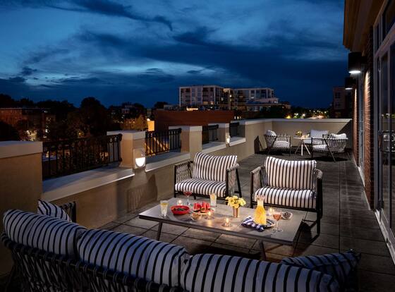 Graduate by Hilton Chapel Hill is a family friendly hotel in Chapel Hill, North Carolina (NC)
