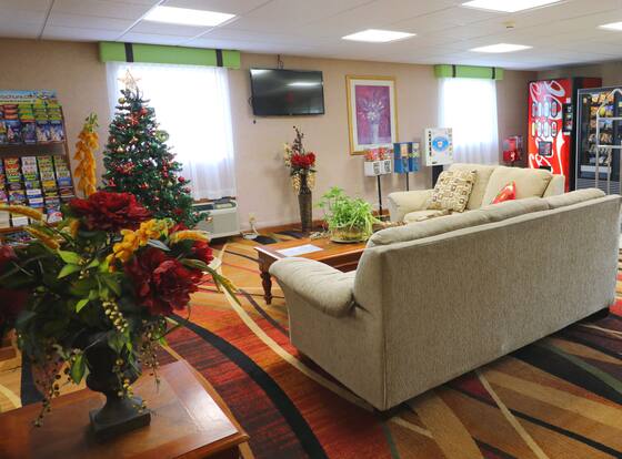 Jefferson Inn Dandridge is a family friendly hotel in Dandridge, Tennessee (TN)