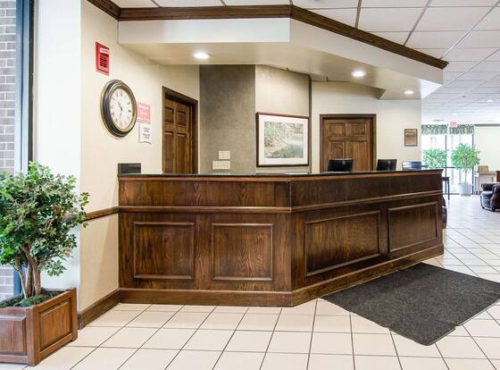Econo Lodge Inn & Suites is a family friendly hotel in Norton, Virginia (VA)