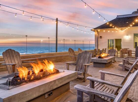 Elizabeth Oceanfront Suites, Ascend Hotel Collection is a family friendly hotel in Newport, Oregon (OR)