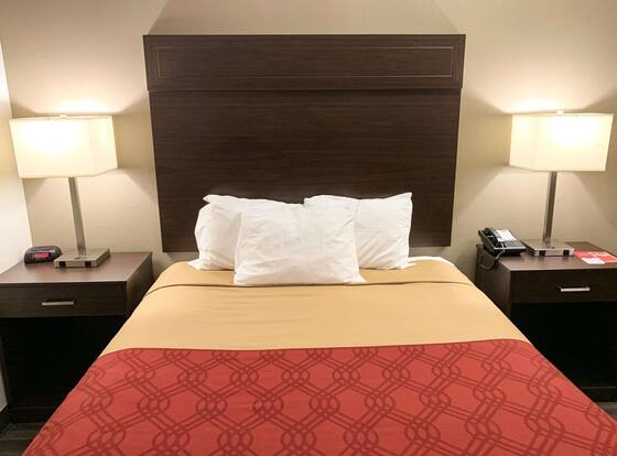 Econo Lodge Portland City Center is a family friendly hotel in Portland, Oregon (OR)