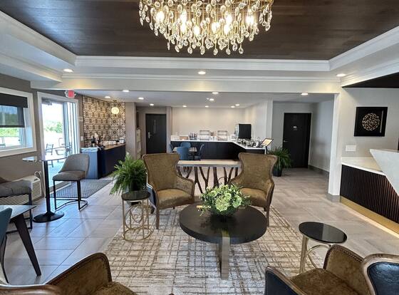 Brady Hotel is a family friendly hotel in New Florence, Missouri (MO)