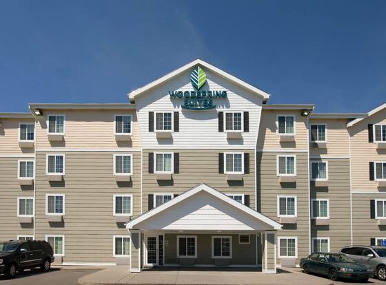 WoodSpring Suites Junction City is a family friendly hotel in Junction City, Kansas (KS)
