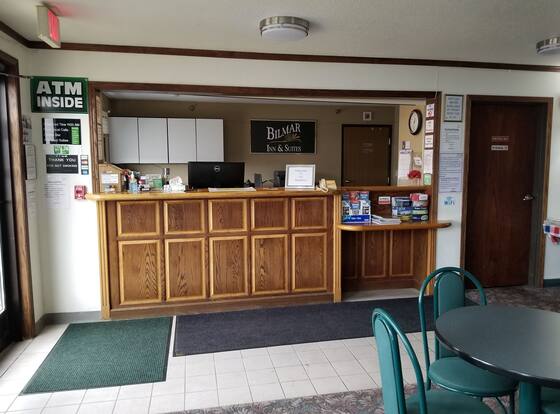 Bilmar Inn & Suites Dell Rapids is a family friendly hotel in Dell Rapids, South Dakota (SD)