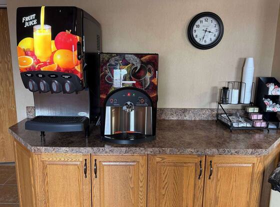 Super 8 by Wyndham Cozad is a family friendly hotel in Cozad, Nebraska (NE)