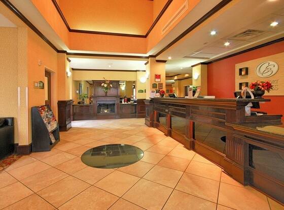 Comfort Suites Shreveport West I-20 is a family friendly hotel in Shreveport, Louisiana (LA)
