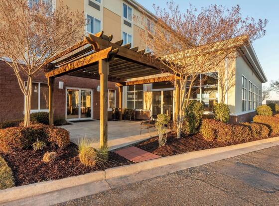 Sleep Inn & Suites Ruston Near University is a family friendly hotel in Ruston, Louisiana (LA)