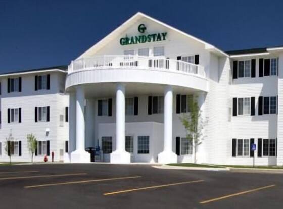 GrandStay Residential Suites - Rapid City is a family friendly hotel in Rapid City, South Dakota (SD)