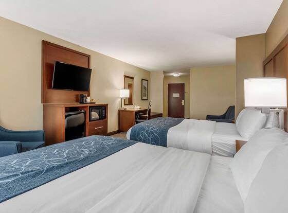 Comfort Suites Dayton-Wright Patterson is a family friendly hotel in Beavercreek, Ohio (OH)