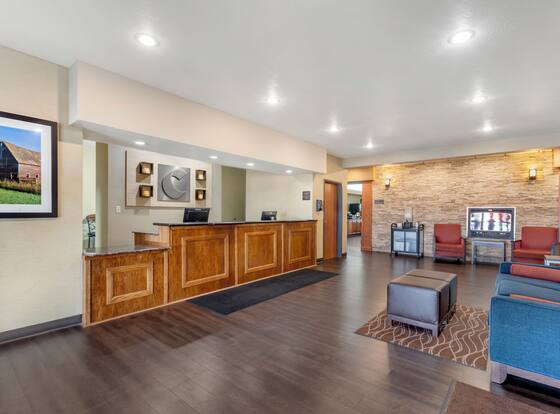 Comfort Inn & Suites Mitchell I-90 is a family friendly hotel in Mitchell, South Dakota (SD)