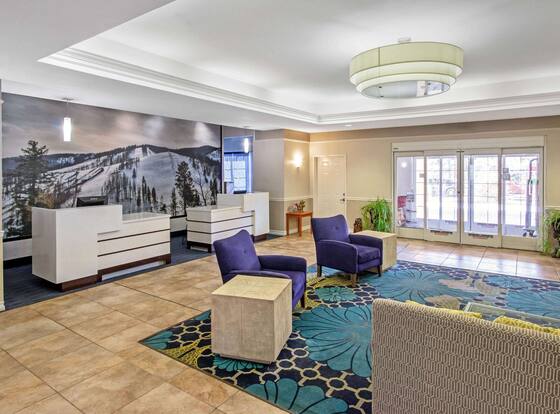 La Quinta Inn & Suites by Wyndham Ruidoso Downs is a family friendly hotel in Ruidoso Downs, New Mexico (NM)