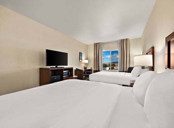 Comfort Inn & Suites Airport is a family friendly hotel in Reno, Nevada (NV)