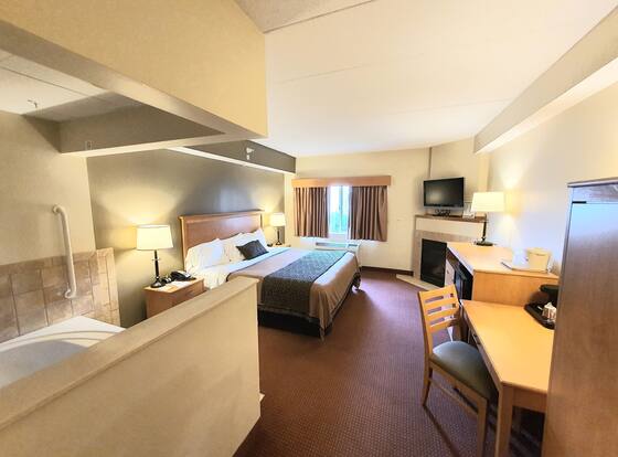AmeriVu Inn & Suites - Waconia is a family friendly hotel in Waconia, Minnesota (MN)