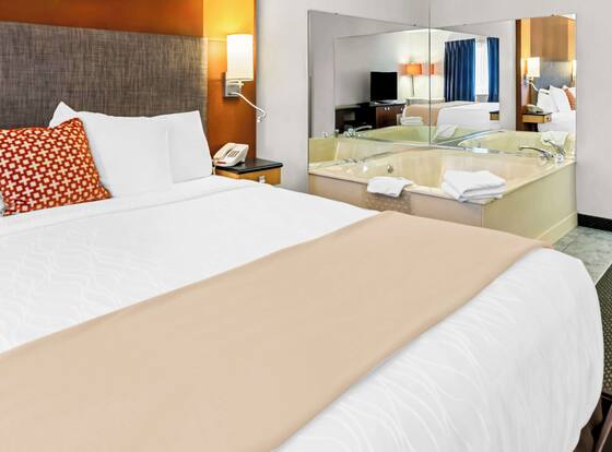 Americas Best Value Inn Tahquamenon Country is a family friendly hotel in Newberry, Michigan (MI)