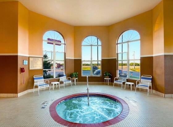 Comfort Suites University is a family friendly hotel in Abilene, Texas (TX)