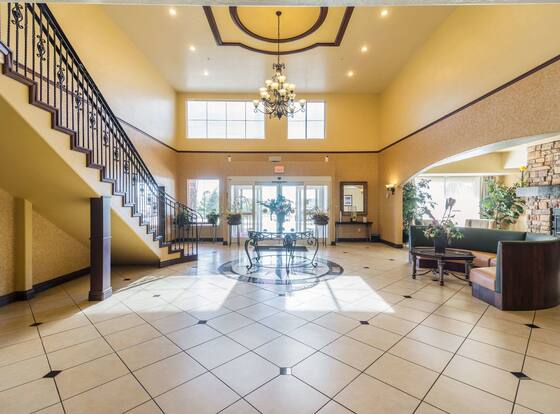 Comfort Inn & Suites is a family friendly hotel in Cedar City, Utah (UT)