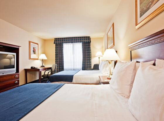 Holiday Inn Express Hotel & Suites Paragould by IHG is a family friendly hotel in Paragould, Arkansas (AR)