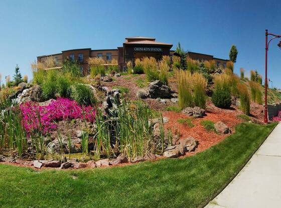 The Inn at Cross Keys Station is a family friendly hotel in Madras, Oregon (OR)