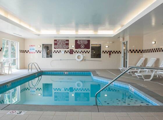 Comfort Suites Southport is a family friendly hotel in Indianapolis, Indiana (IN)