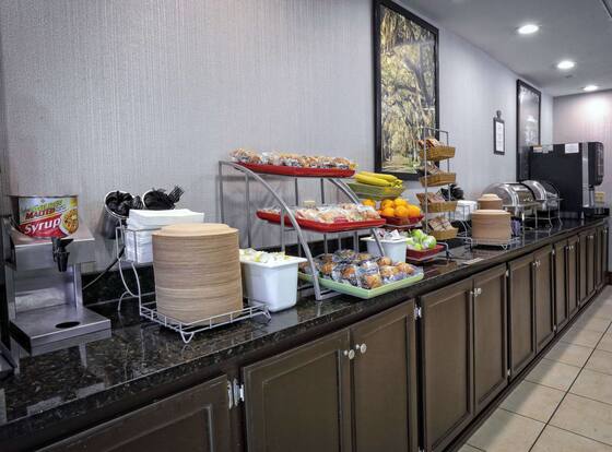 Wingate by Wyndham Savannah/Pooler is a family friendly hotel in Savannah, Georgia (GA)